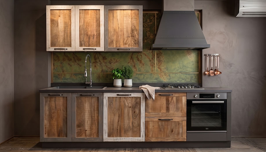 cucina industrial vintage colorata