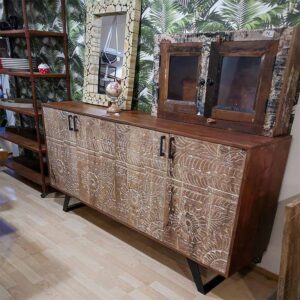 credenza intarsiata