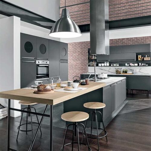 cucina con isola centrale stile americano