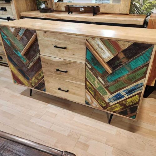 credenza etnica moderna