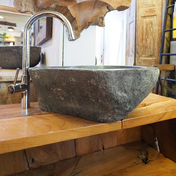 lavabo pietra di fiume