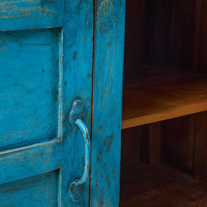 legno decapato azzurro